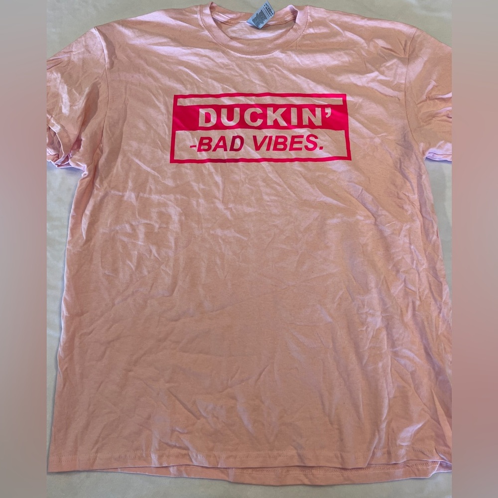 XL New Pink T Shirt Crew Neck Short Sleeve Ducking Bad Vibes Men Womens Top Cott